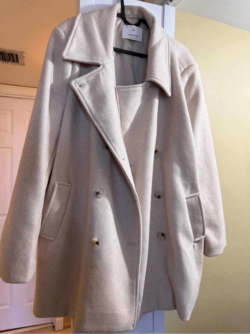 Stradivarius Cream Double-Breasted Pea Coat